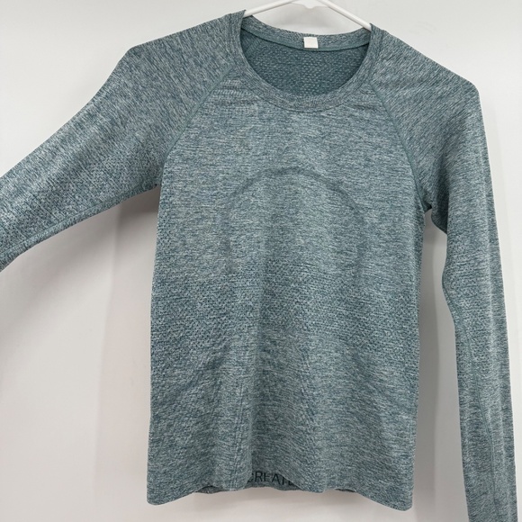 Lululemon Top Women 4 Blue Green Long Sleeve Cropped Workout Stretch Gym Running - Picture 4 of 11
